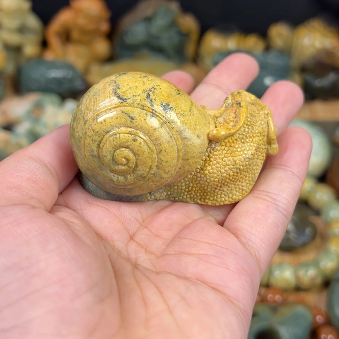 岫岩河磨玉（透闪石质玉）未镶嵌把件