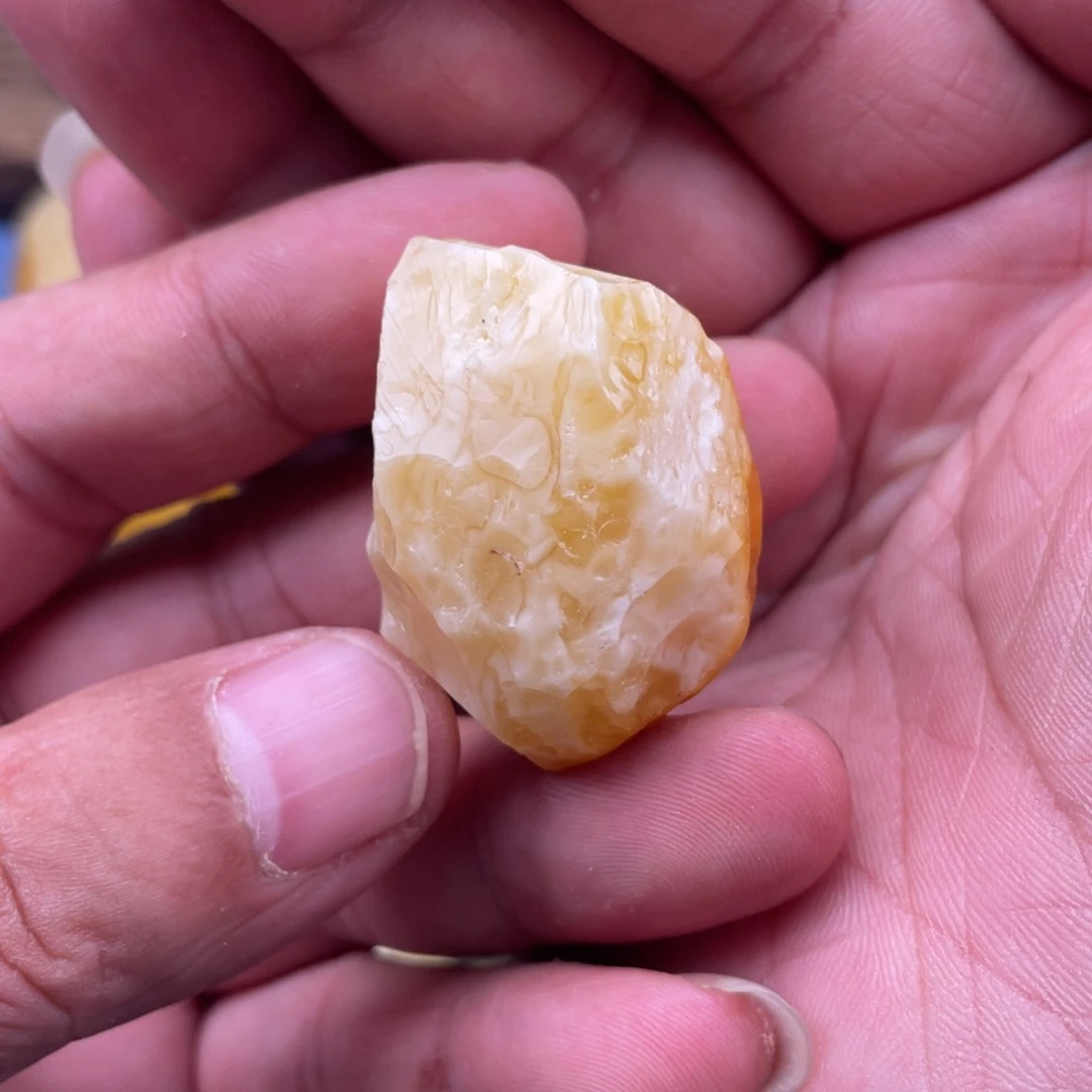 定制琥珀未镶嵌蜜蜡