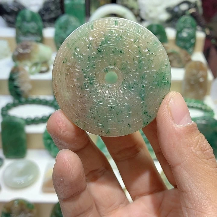 独山玉未镶嵌颈饰直径51