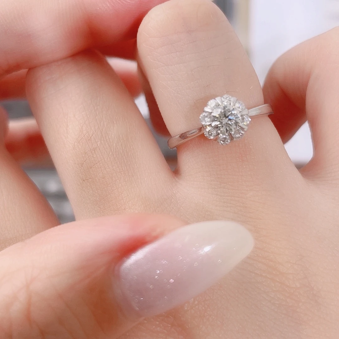 18K金镶嵌戒指/指环天然钻石17080408