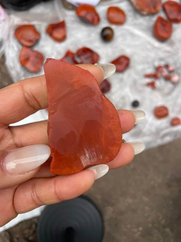 凉山南红包浆吊坠