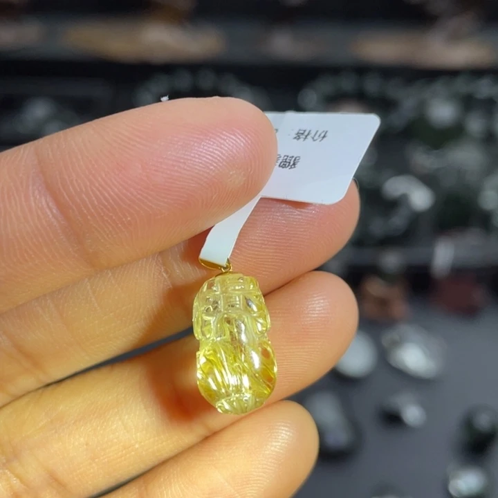 水晶颈饰18K金镶嵌发晶貔貅定制