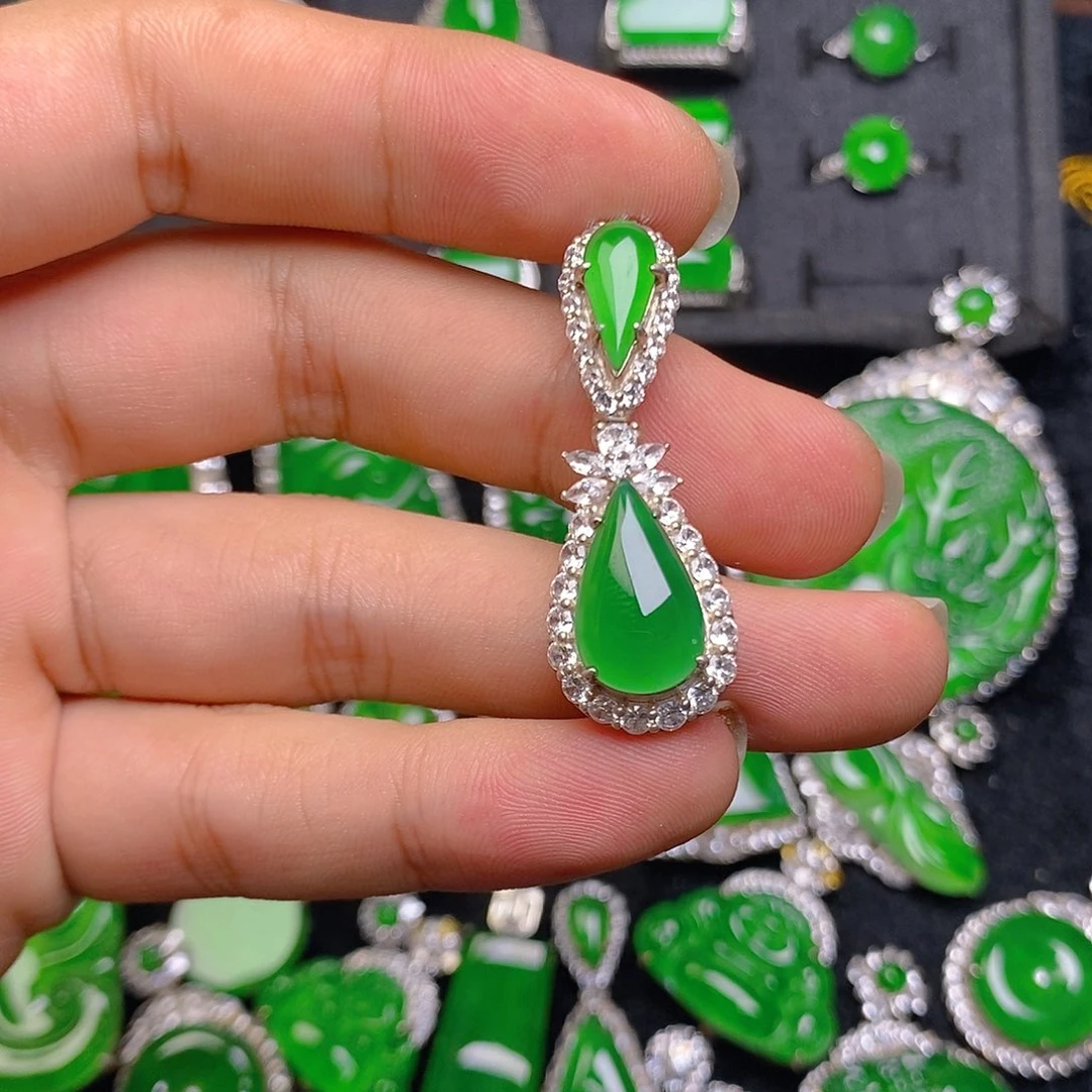 翡翠银S925镶嵌吊坠(赠链)吊坠