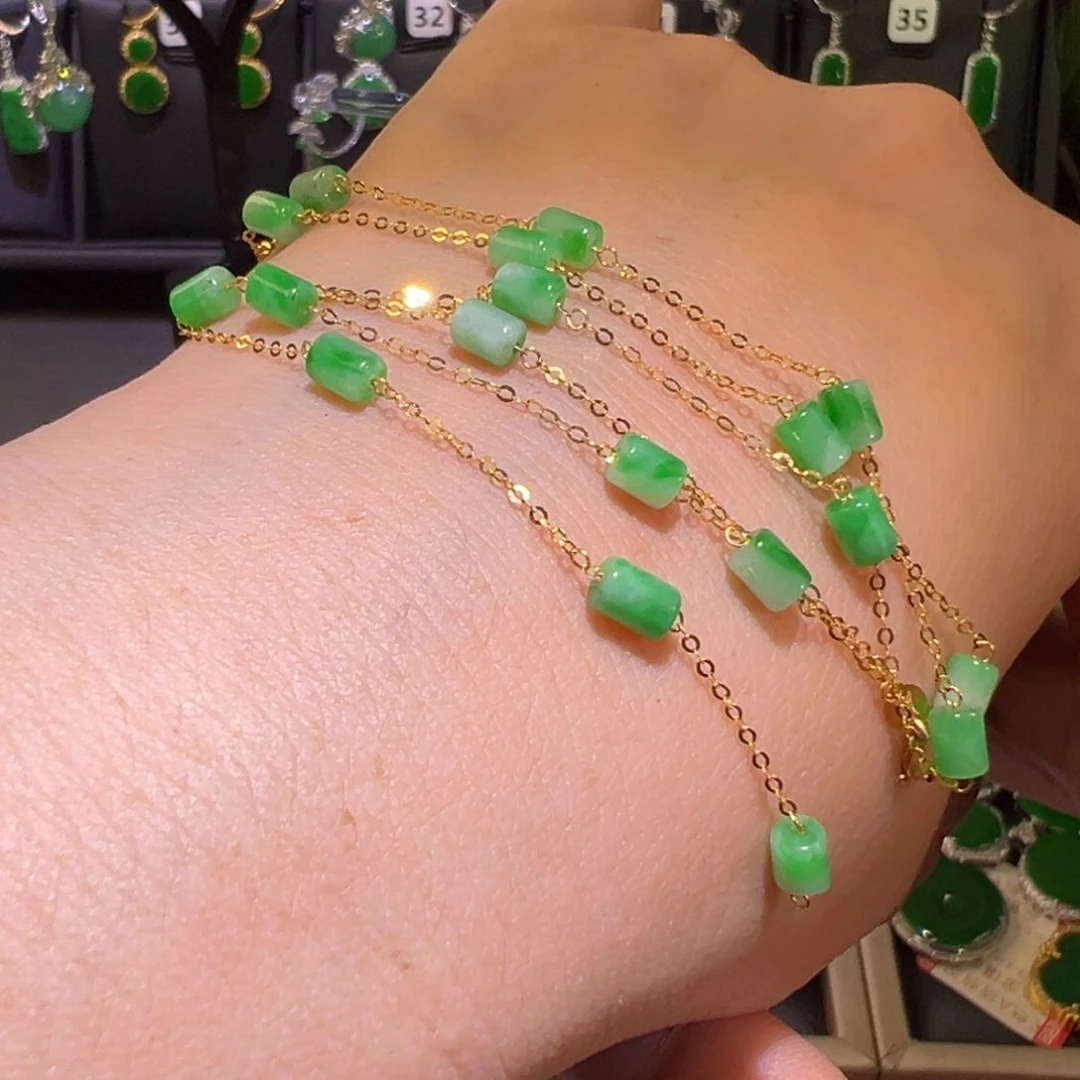 翡翠18K金镶嵌颈饰满天星