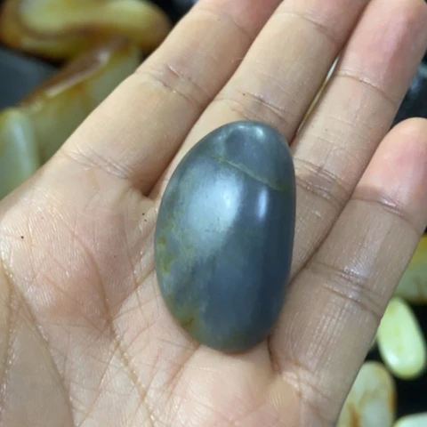 未镶嵌和田玉（糖玉）车挂