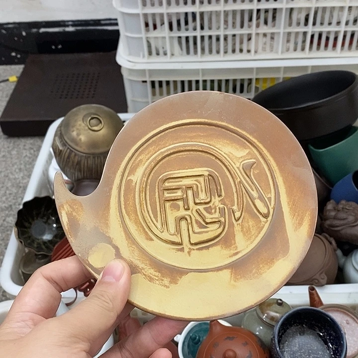 陶瓷艺术品及陶瓷壶