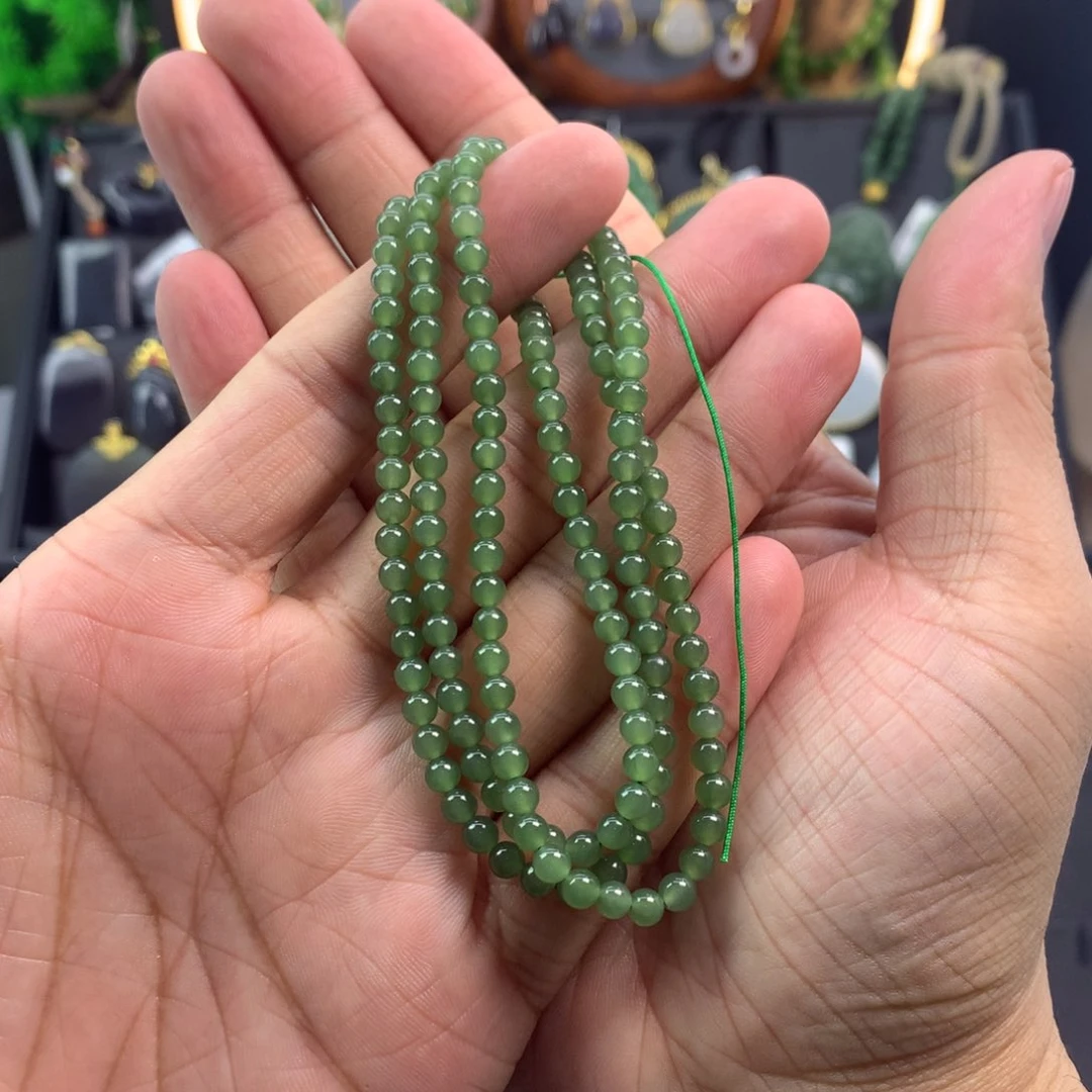 和田玉珠串未镶嵌嘀**咕