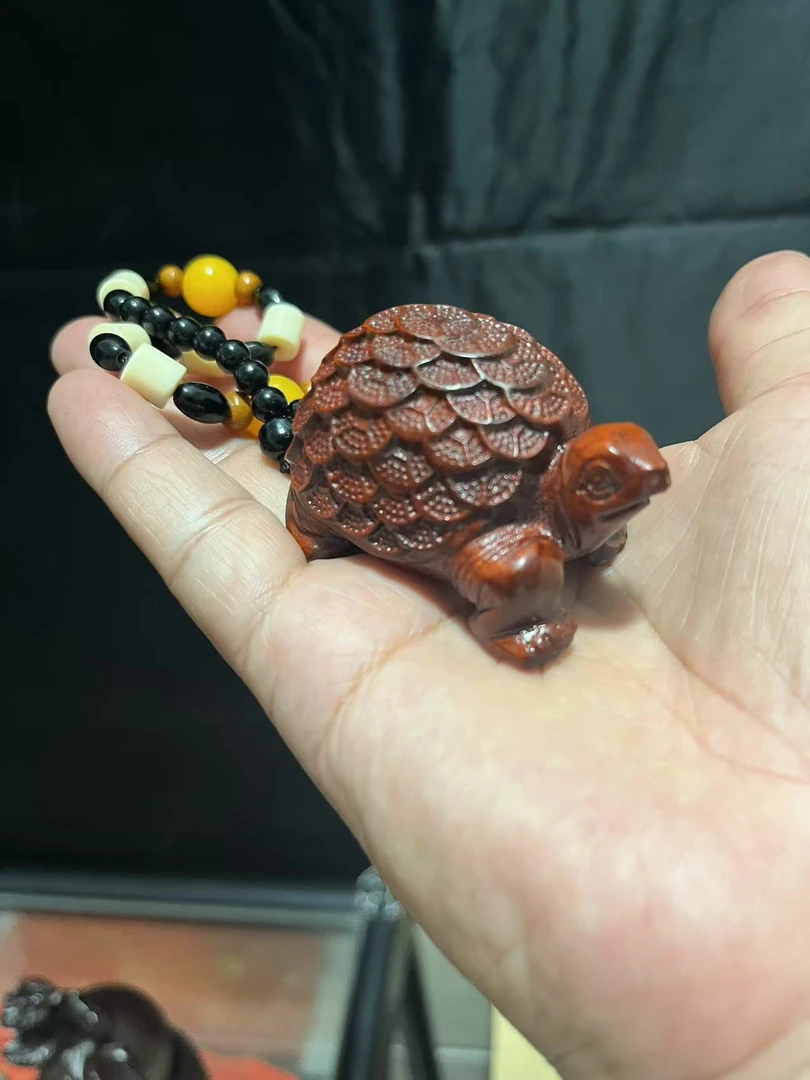 精工雕刻紫檀木金钱龟手把件可作车挂把玩的招财