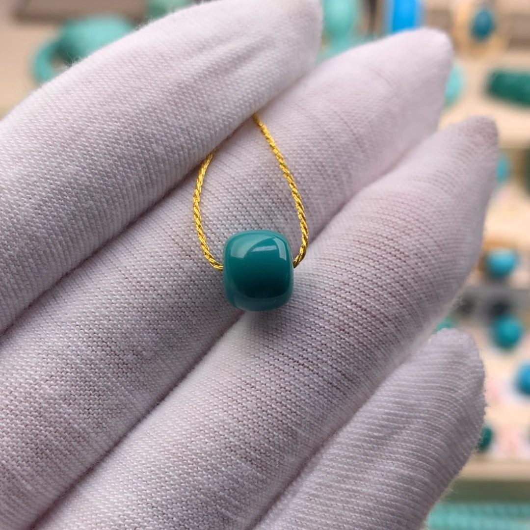 绿松石未镶嵌珠宝奇石8.4*7.1