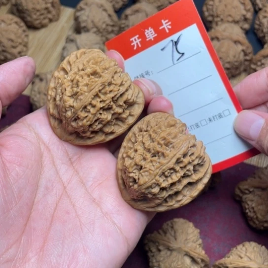 吊坠文玩核桃全品43尺75号50克