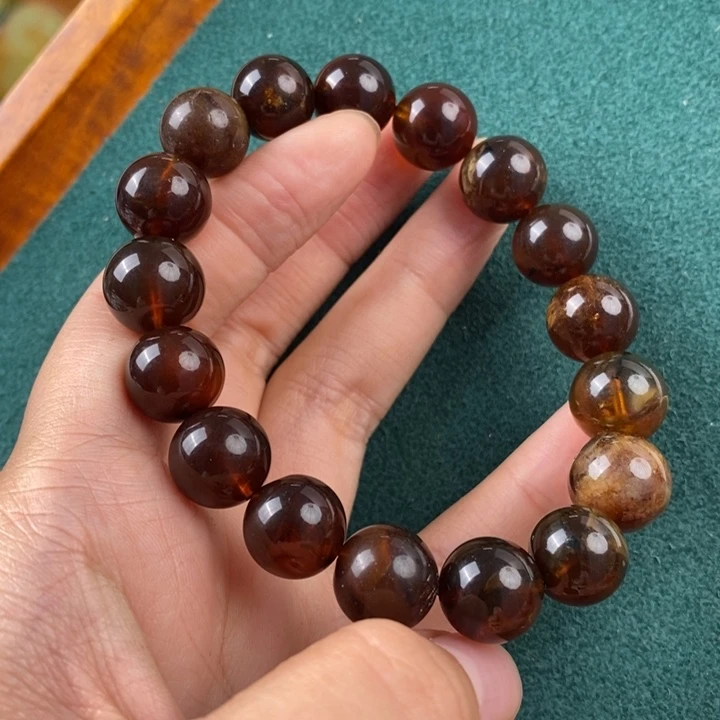 未镶嵌琥珀珠宝奇石