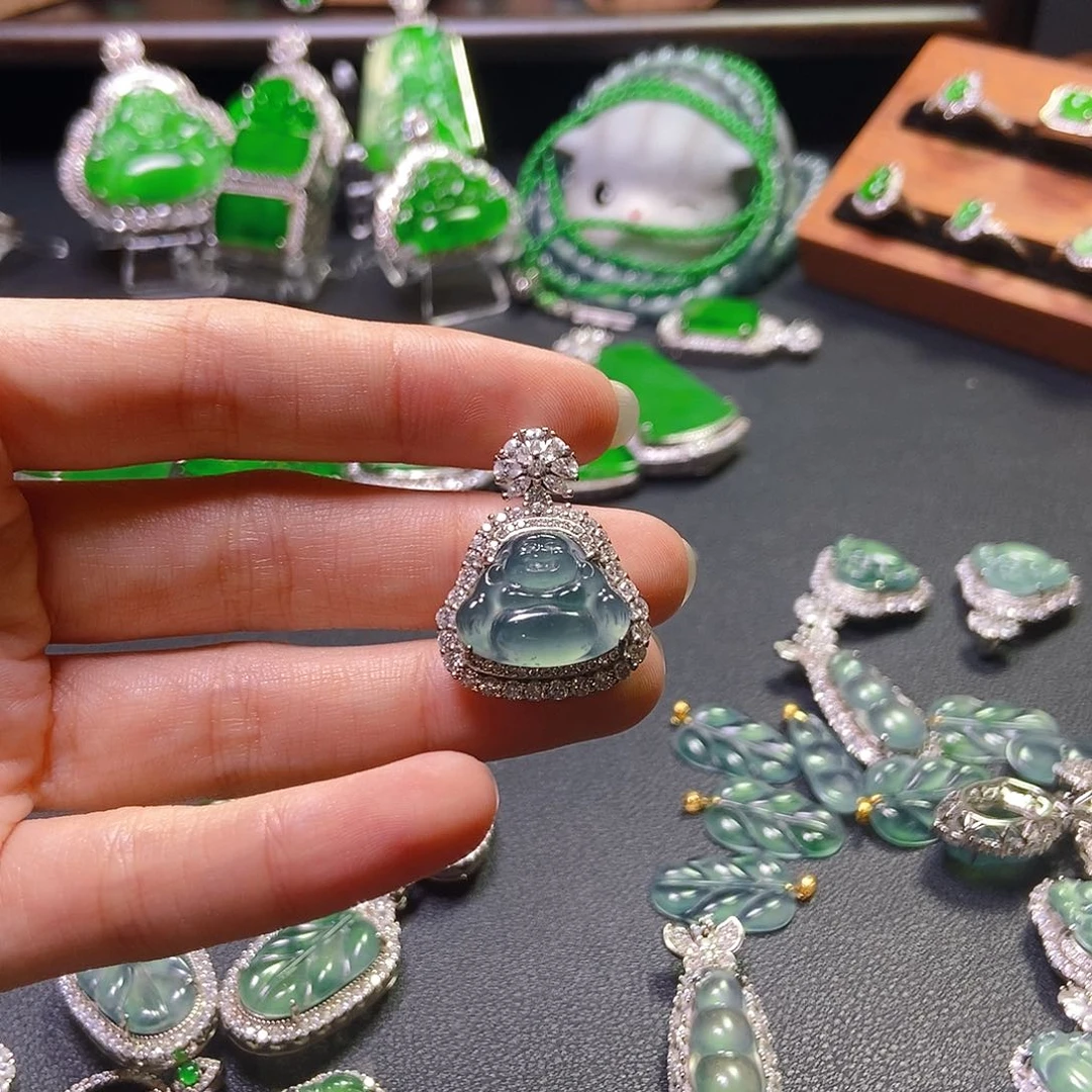 翡翠未镶嵌吊坠(不含链)780吊坠