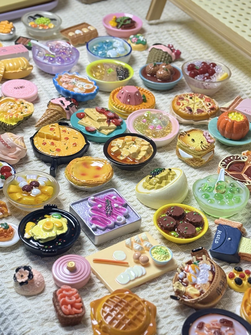 【回家拆】树脂食玩磁吸冰箱贴 随机款 (no退no换 完美主义勿拍）