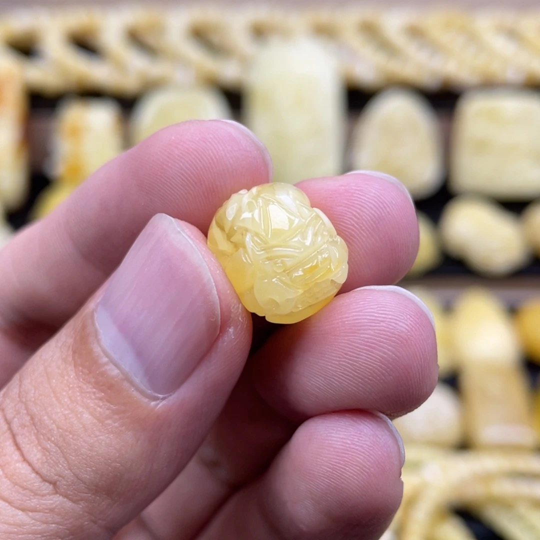 裸石琥珀未镶嵌琥珀蜜蜡