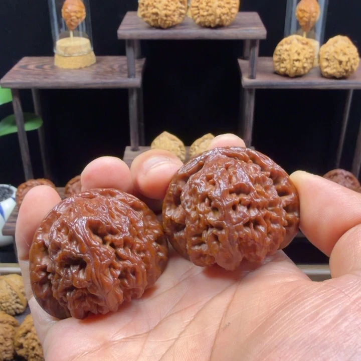 桃核把件白狮子（回血）