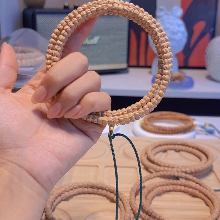 T***L吊坠柏香籽/百香籽