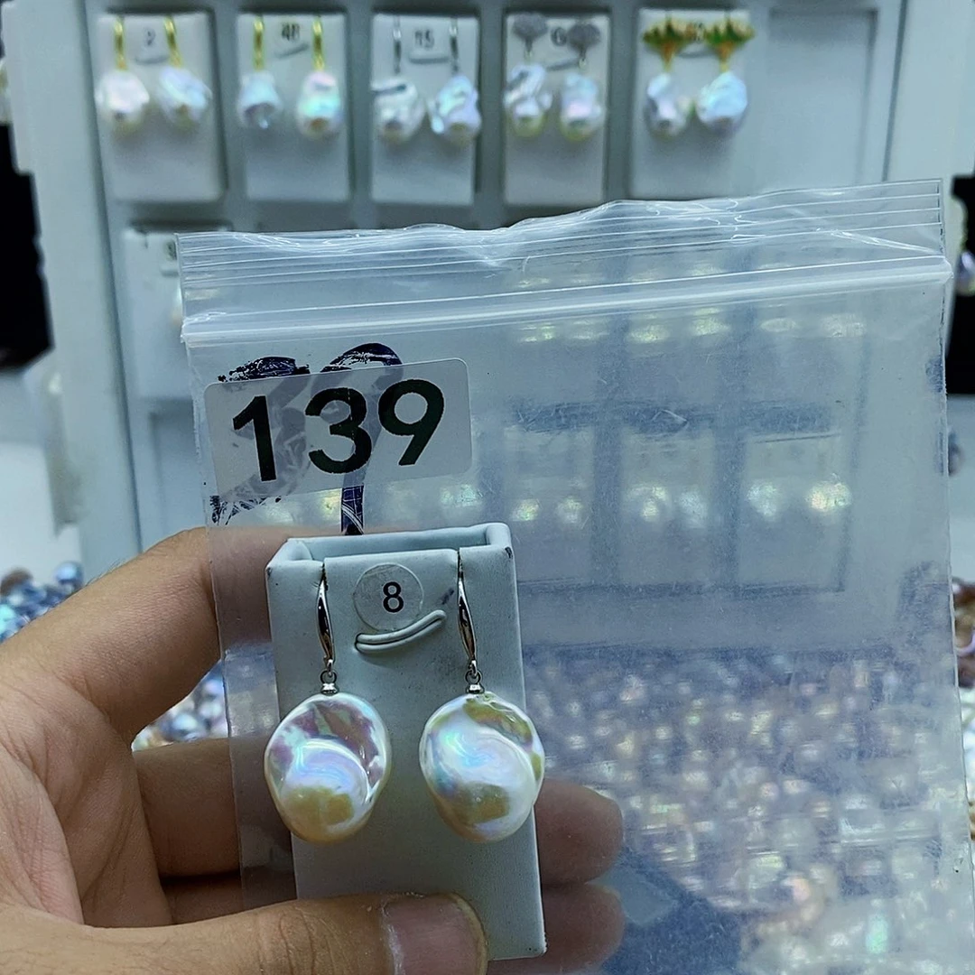 淡水珍珠合金颈饰