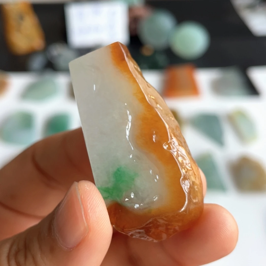 定制翡翠未镶嵌包工