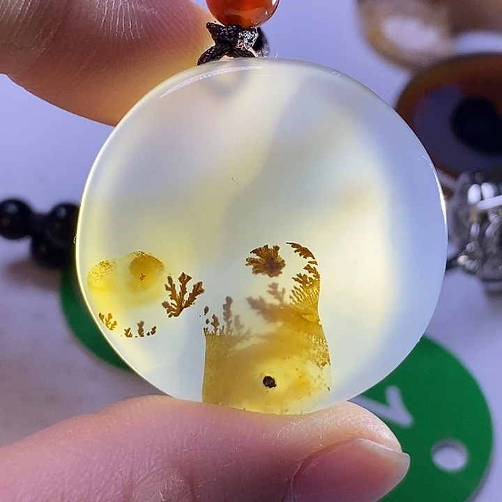 玛瑙/玉髓颈饰未镶嵌