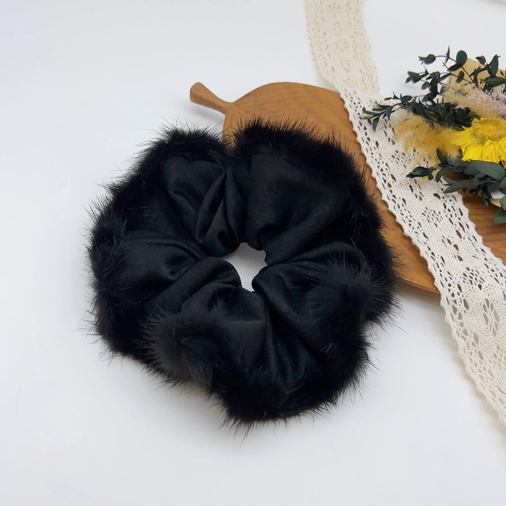 02635 好啊商店 毛毛边布艺发圈-黑