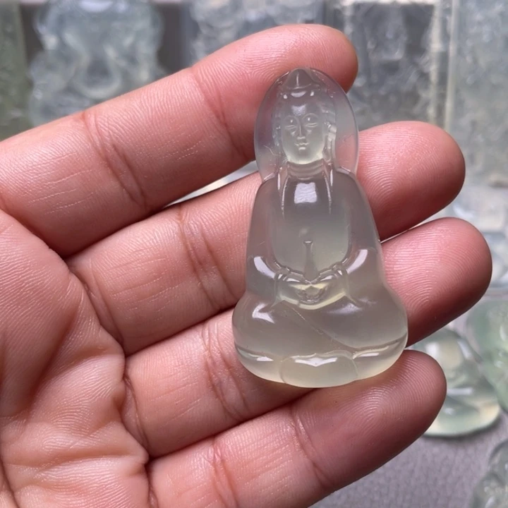 岫玉未镶嵌吊坠(赠链)