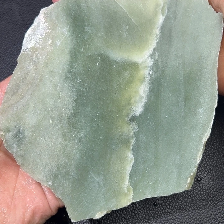 和田玉（糖玉）未镶嵌手镯