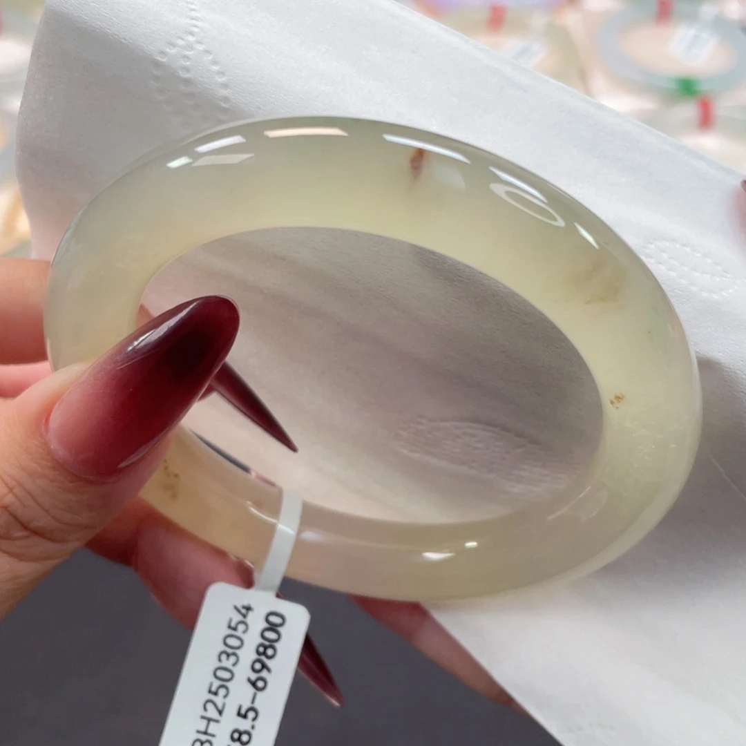 未镶嵌手镯翡翠58.5正冰通透香槟金飘红5号