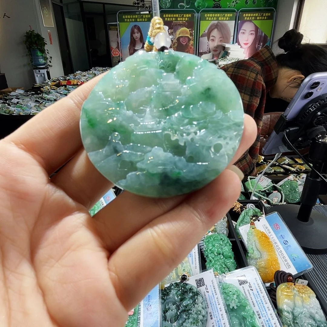 颈饰未镶嵌翡翠一