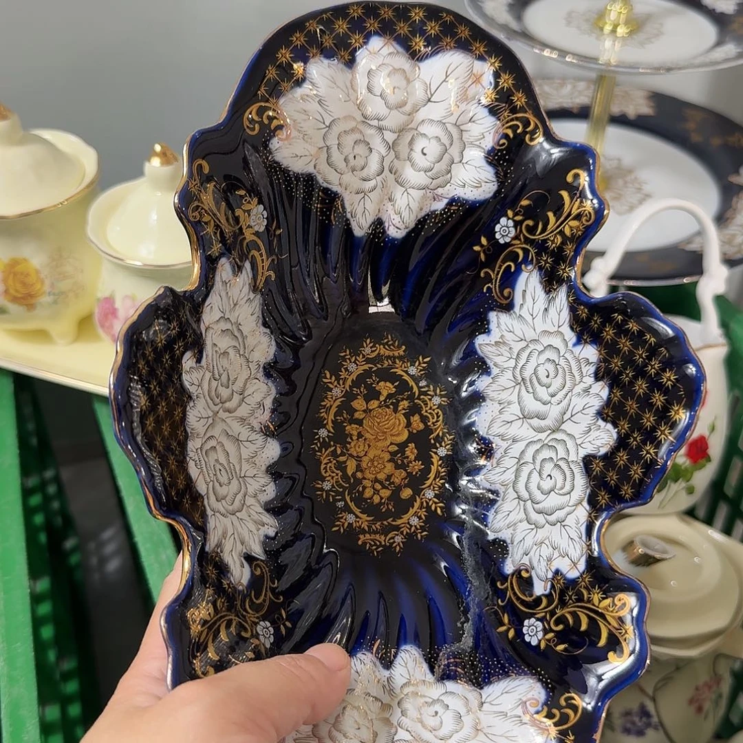 瓷片微瑕…………………………