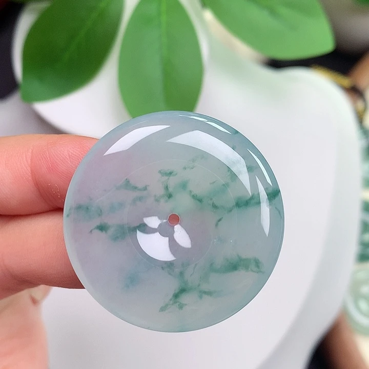 颈饰未镶嵌翡翠平安扣 34.7x5.9mm