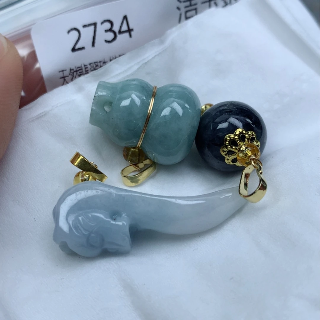 翡翠颈饰未镶嵌吊坠