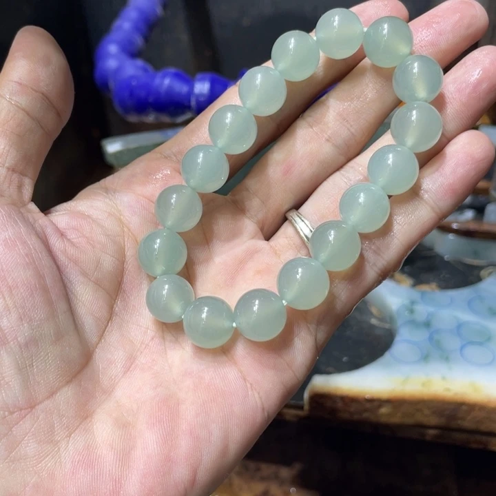 机***了定制翡翠未镶嵌珠子