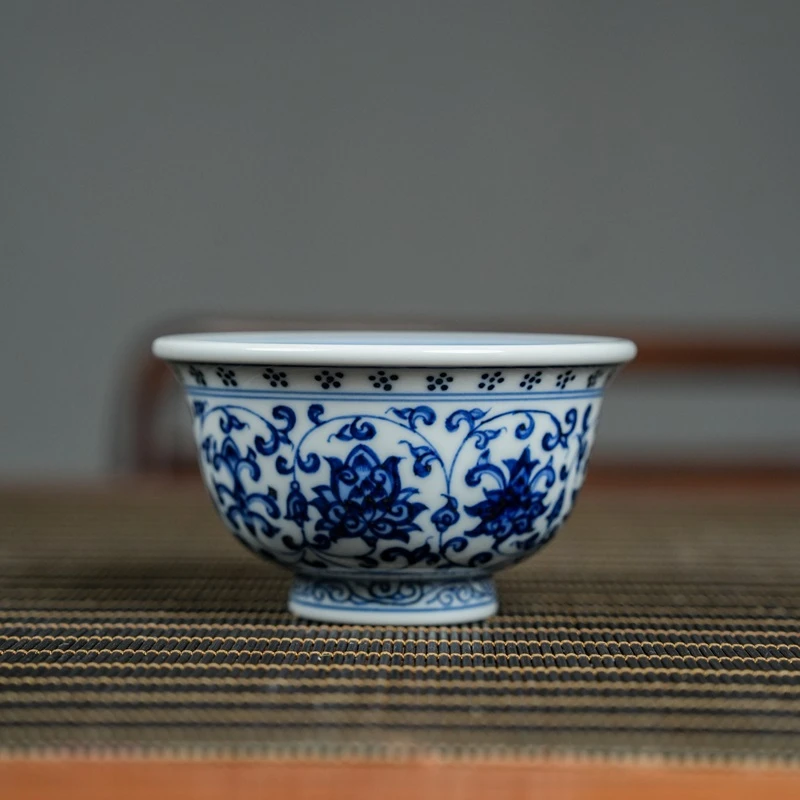 【小乔赏瓷】景德镇手工手绘青花缠枝鸳鸯压手杯xygy202.