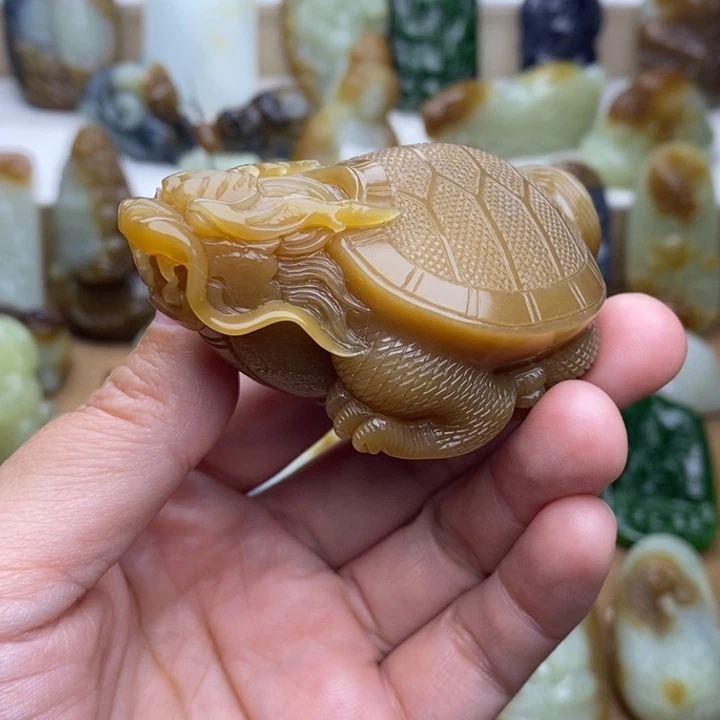 寂***者和田玉未镶嵌颈饰
