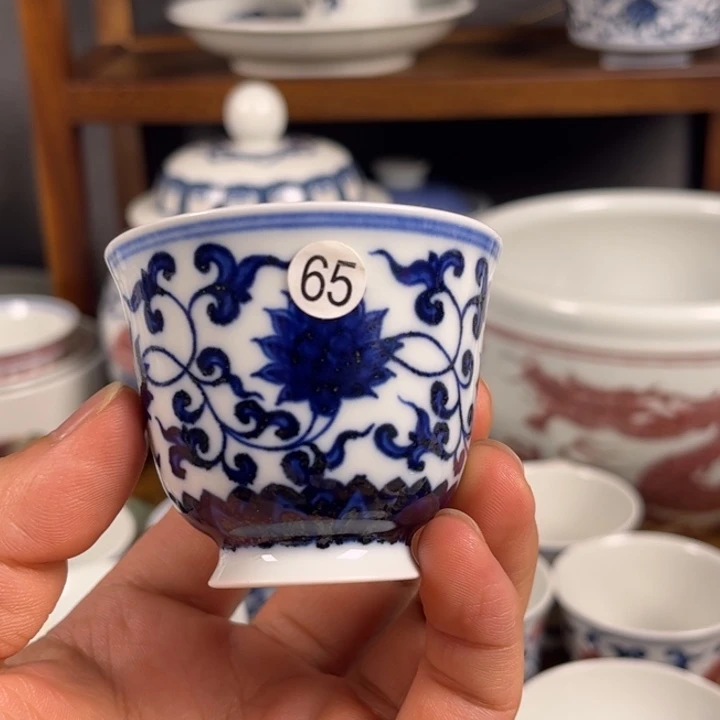 陈***建景德镇陶瓷厂里的