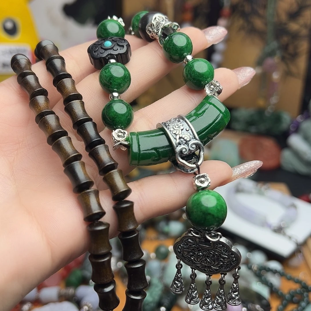 翡翠颈饰未镶嵌R***3吊坠