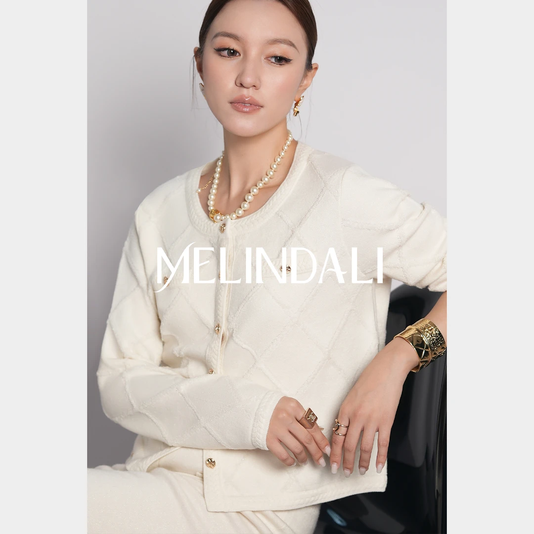 Melinda Li【香软套】48支绵羊毛幻彩葱小香风针织毛衣针织长裤套装