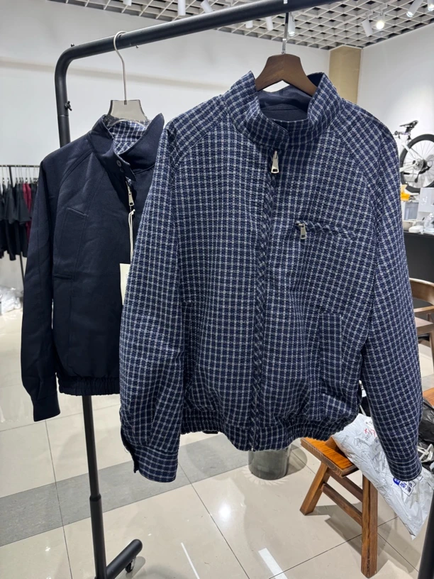 男款两面穿休闲夹克