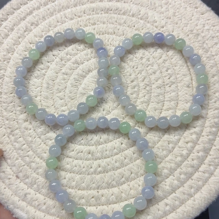 翡翠未镶嵌手链多样性发其一翡翠不退不换