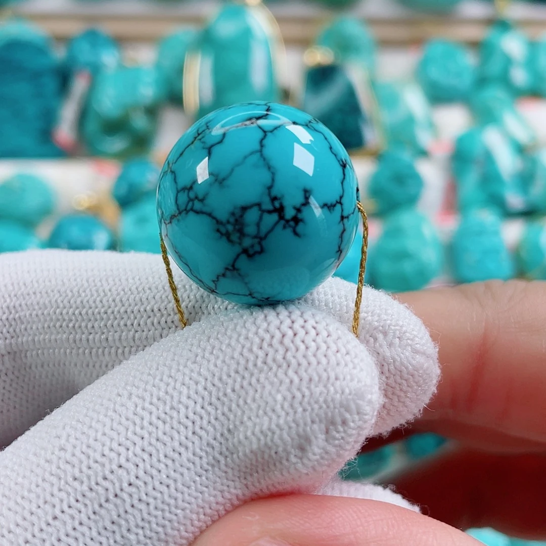 绿松石未镶嵌颈饰直径21