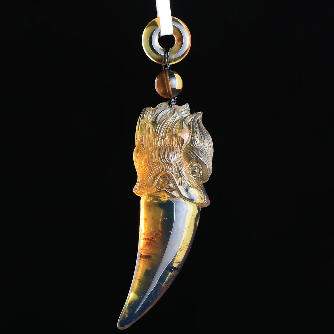 天然缅甸琥珀黄根珀龙牙吊坠个性项链原矿精工雕刻收藏级文玩饰品