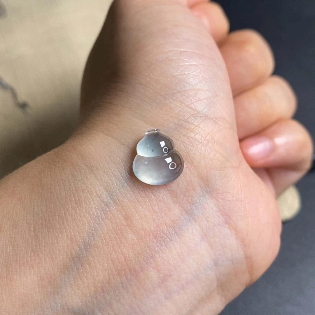 颈饰未镶嵌翡翠葫芦