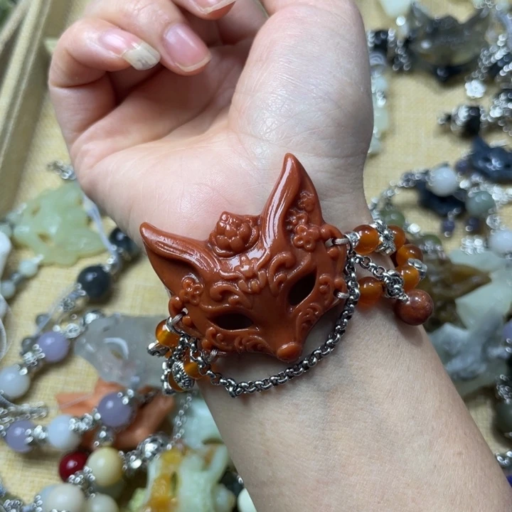 蛇纹石玉合金颈饰