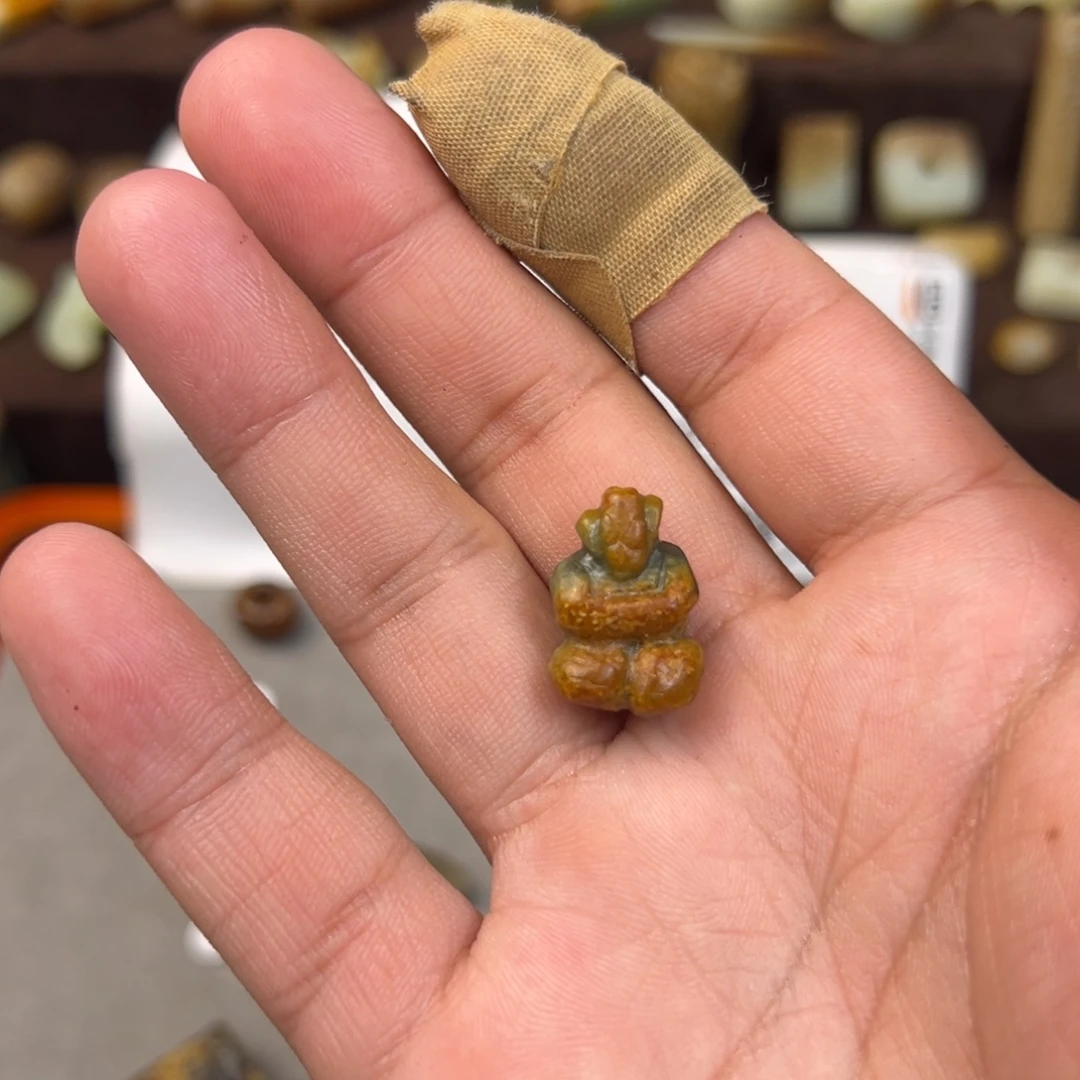 谜***岫岩河磨玉（透闪石质玉）未镶嵌颈饰
