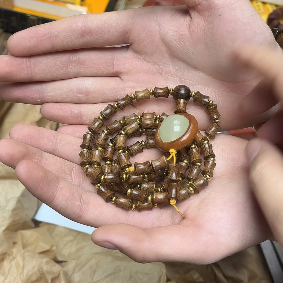 大叶紫檀（黑酸枝木类）