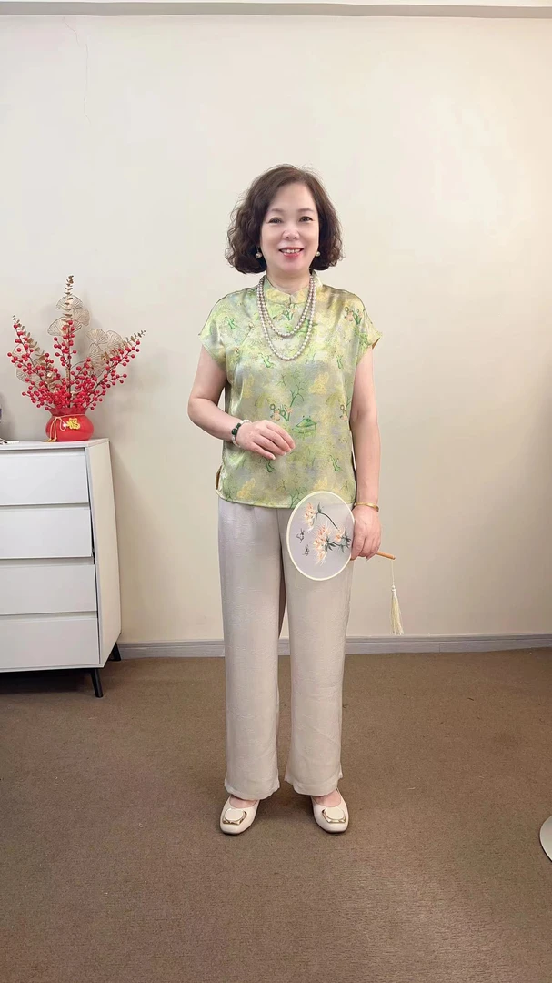 斜襟提花常规款短款短袖薄款上衣小衫中式网红芭比风