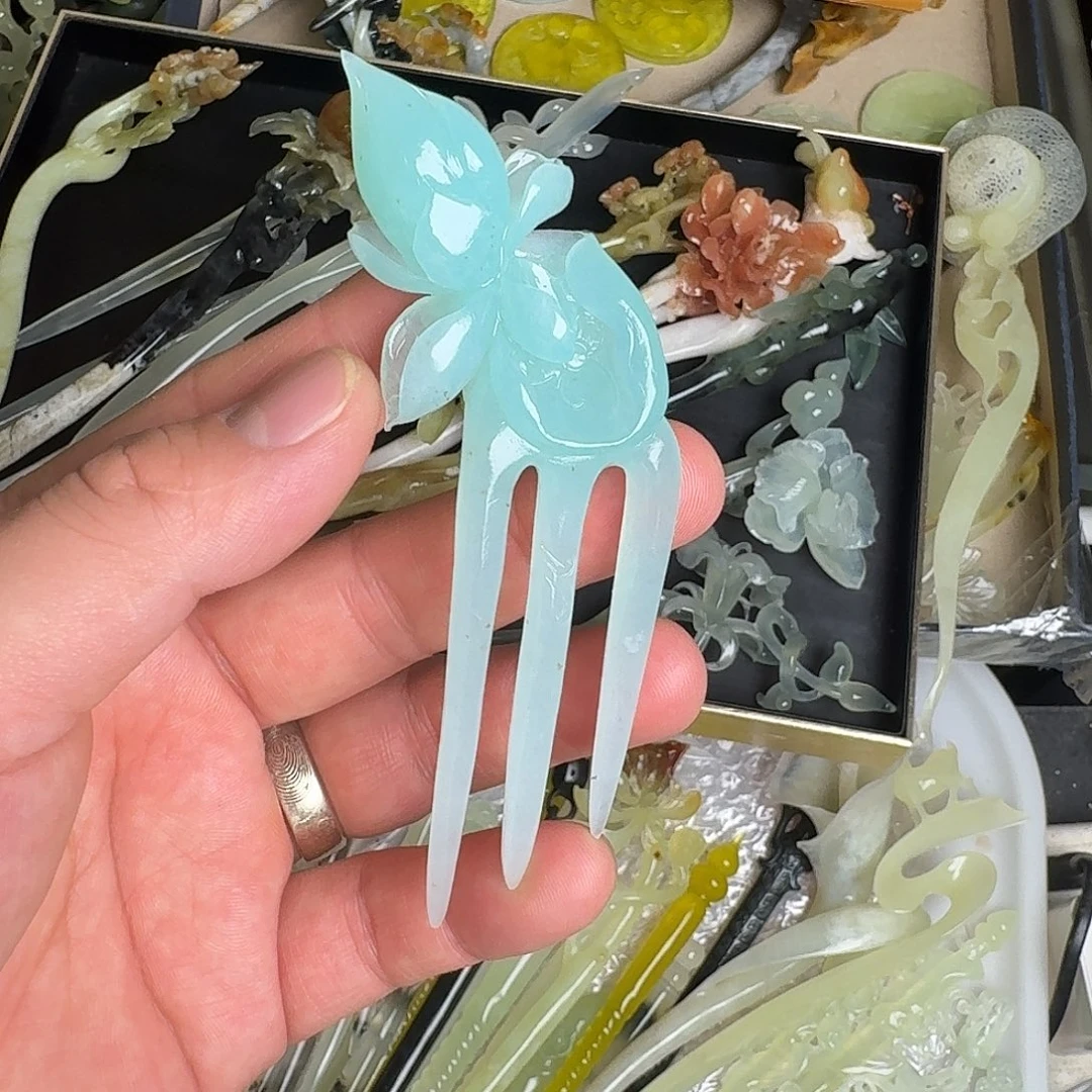 蛇纹石玉未镶嵌发饰