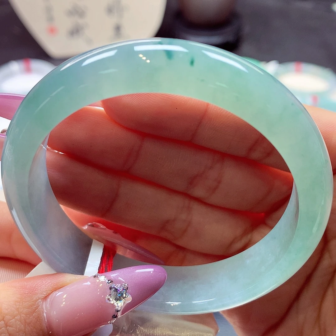 翡翠手镯未镶嵌正圈46号66