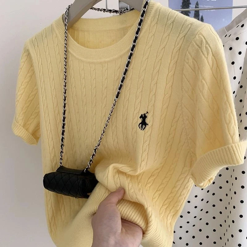 圆领奶黄色复古战马刺绣麻花针织2025新款短袖休闲薄款百搭上衣女