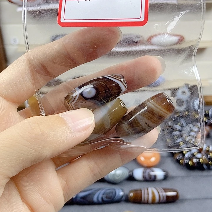 野***狼玛瑙/玉髓未镶嵌颈饰